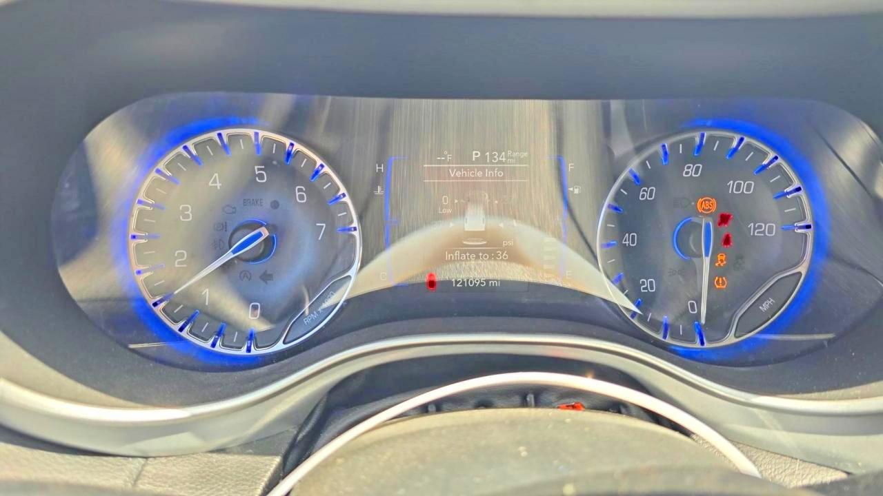 2C4RC1FG8LR120079 · 2020 CHRYSLER PACIFICA · 9/13