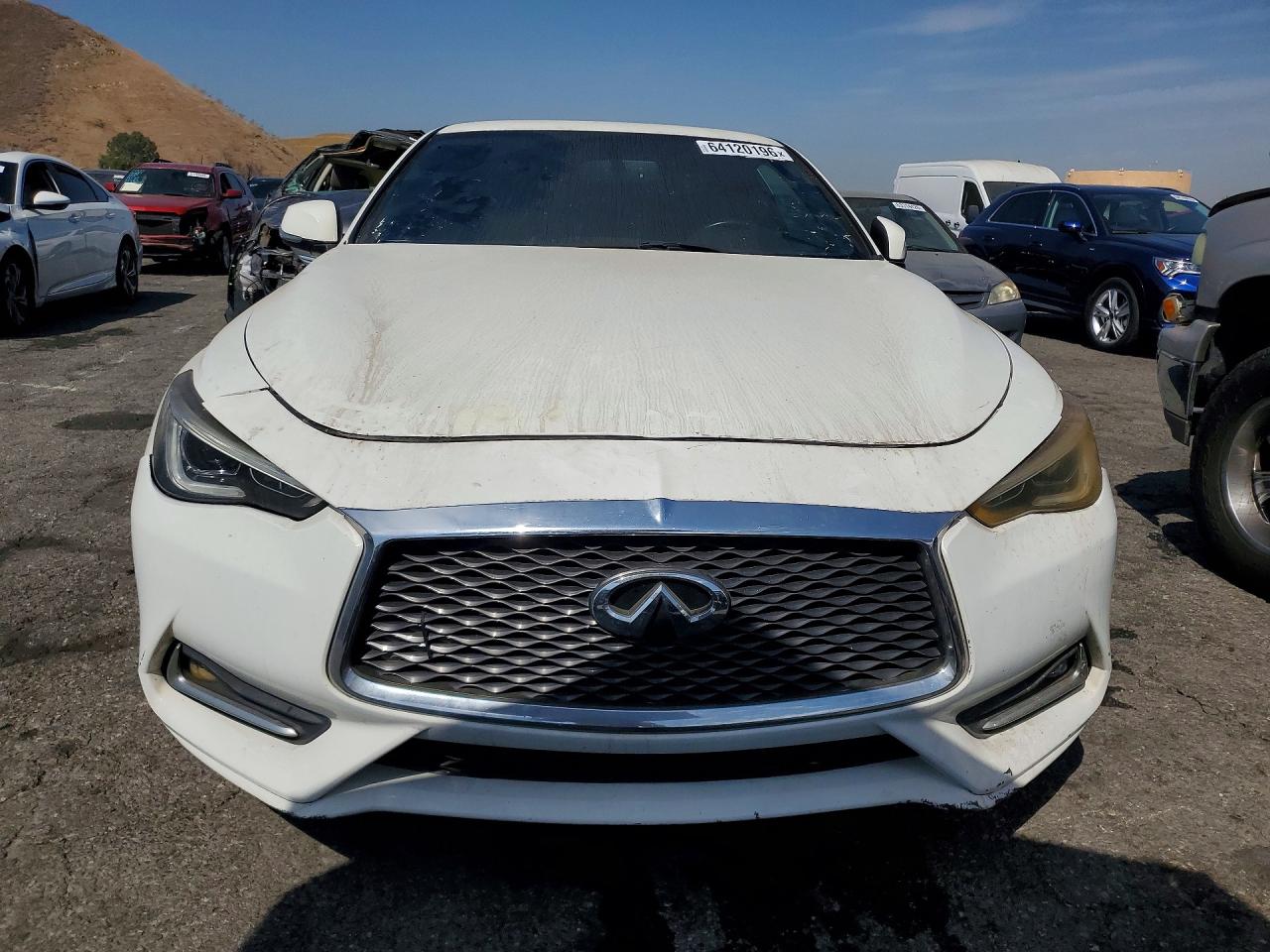 JN1EV7EK5JM340476 · 2018 INFINITI Q60 · 5/12