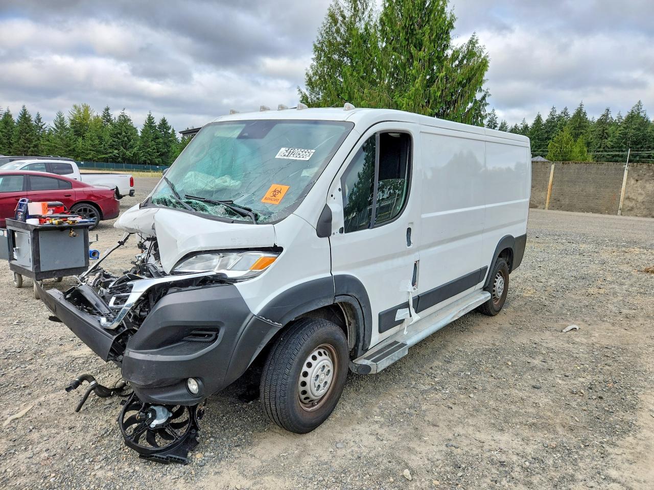 3C6LRVVG7SE543367 · 2025 RAM PROMASTER 2500