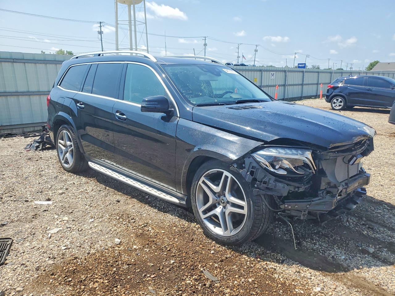 4JGDF7DE4JB096585 · 2018 MERCEDES-BENZ GLS · 4/14