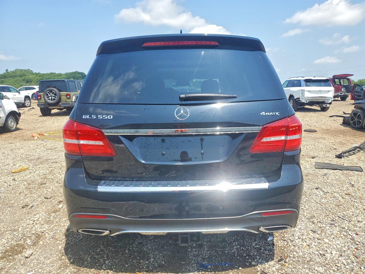 4JGDF7DE4JB096585 · 2018 MERCEDES-BENZ GLS · 6/14