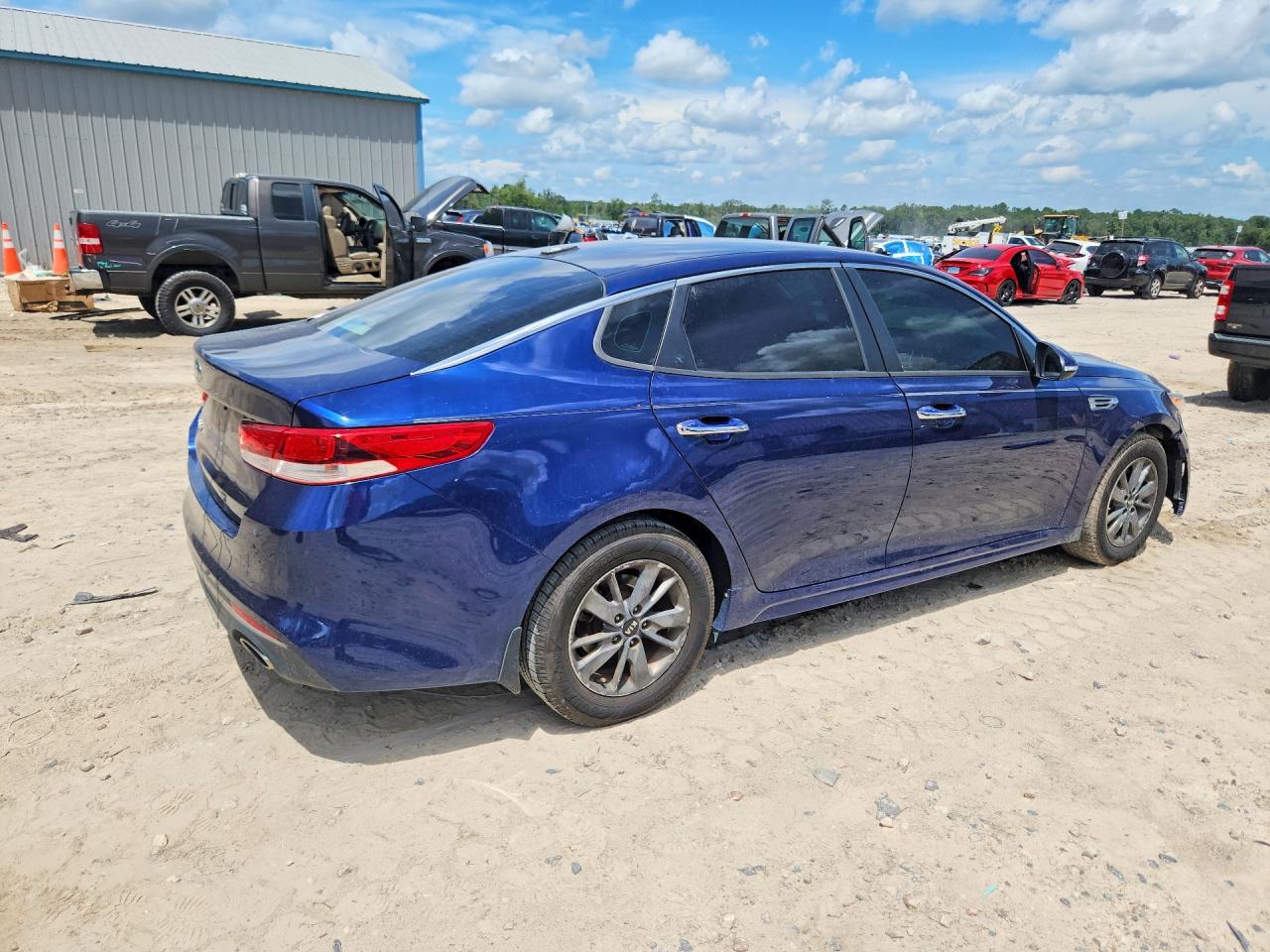 5XXGT4L35GG091018 · 2016 KIA OPTIMA · 3/12