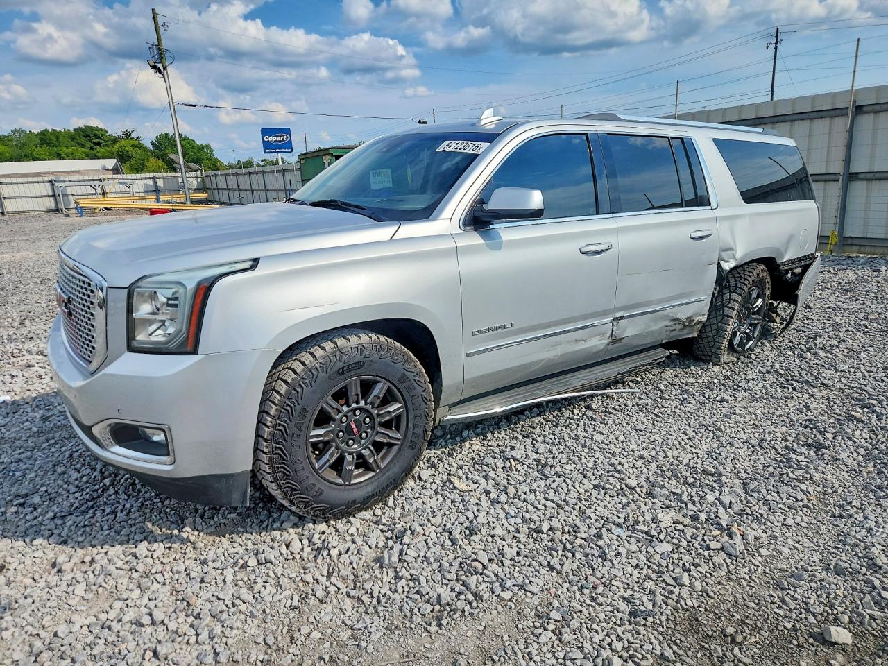 1GKS1HKJ9GR318364 · 2016 GMC YUKON XL