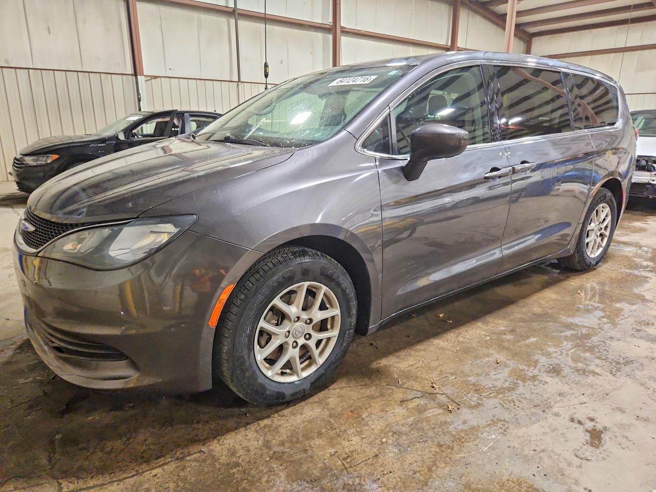 2C4RC1DG9HR588249 · 2017 CHRYSLER PACIFICA