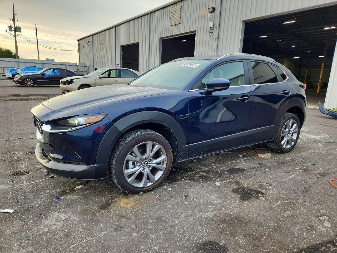 3MVDMBBMXPM569977 · 2023 MAZDA CX-30