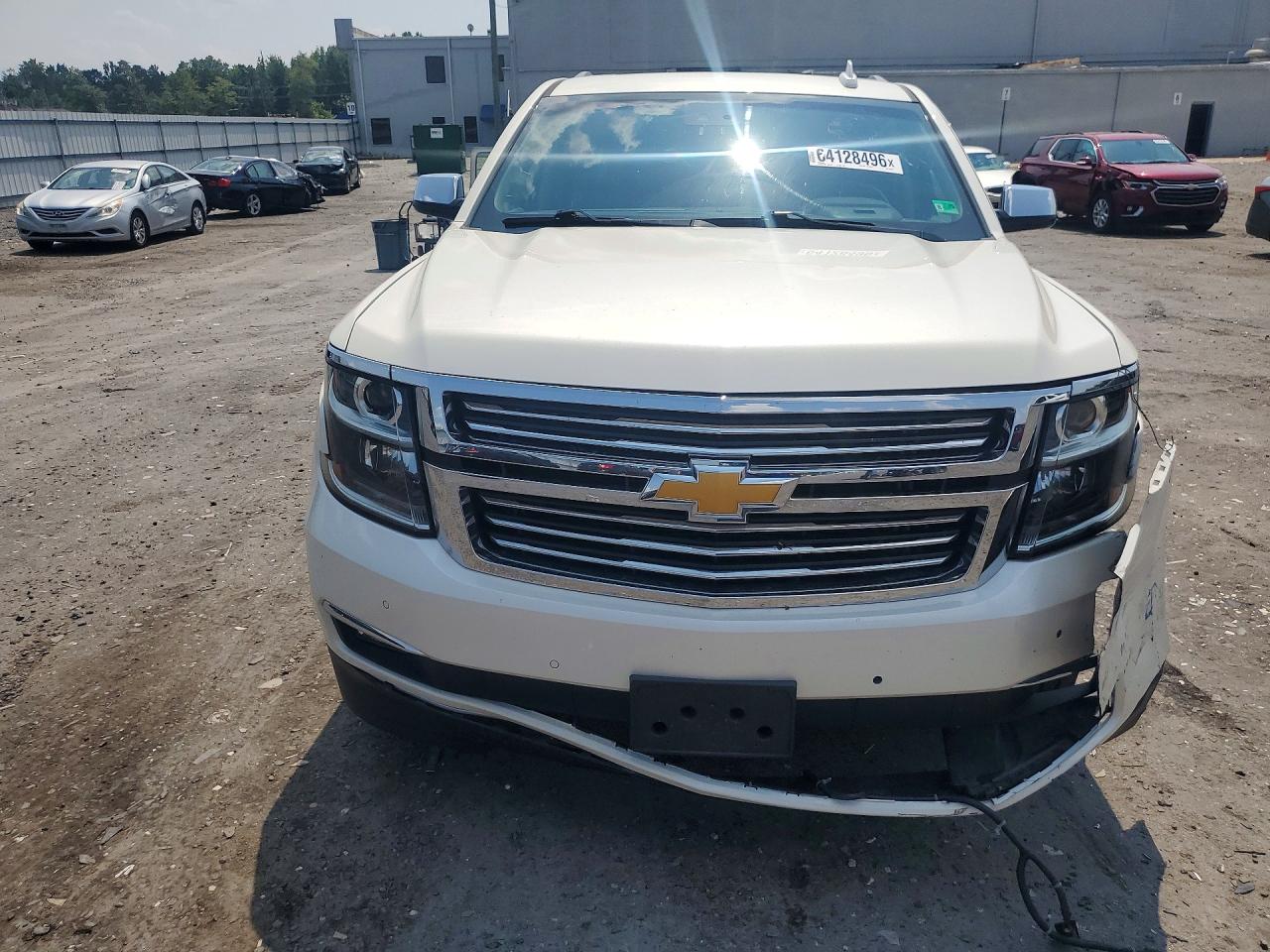 1GNSKKKC9FR537189 · 2015 CHEVROLET SUBURBAN · 5/13