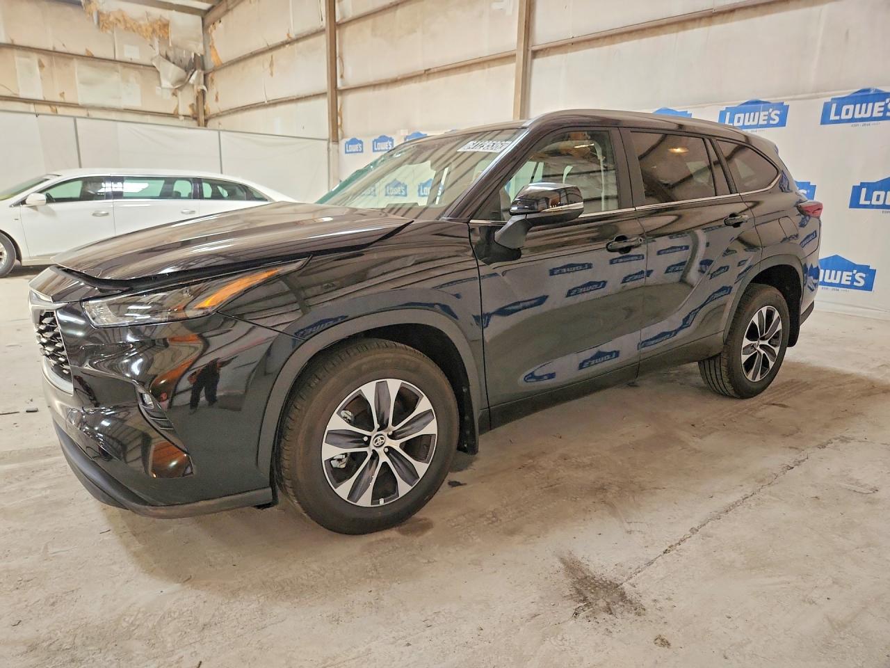 5TDKDRBH1TS611158 · 2026 TOYOTA HIGHLANDER