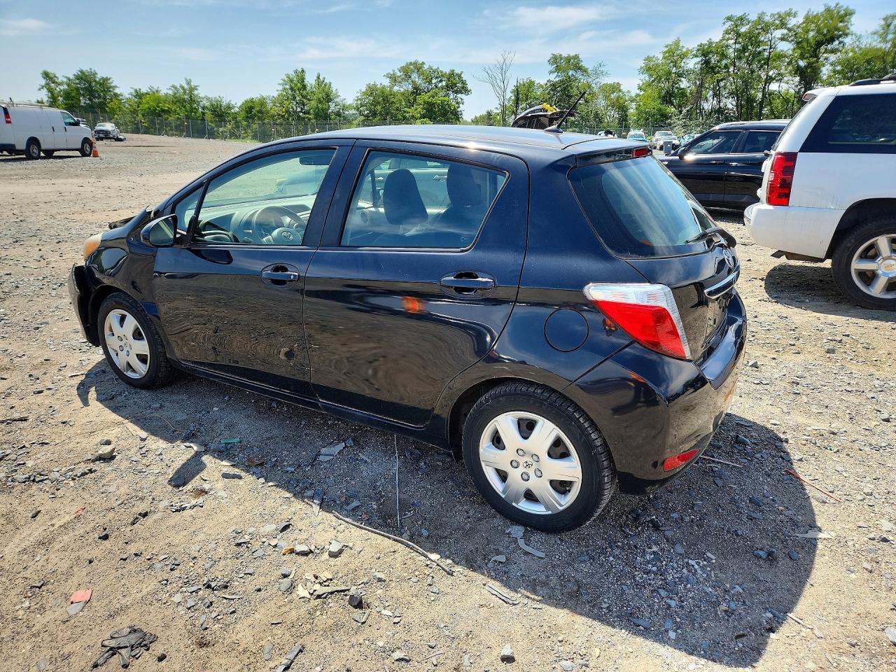 JTDKTUD36CD520938 · 2012 TOYOTA YARIS · 2/12