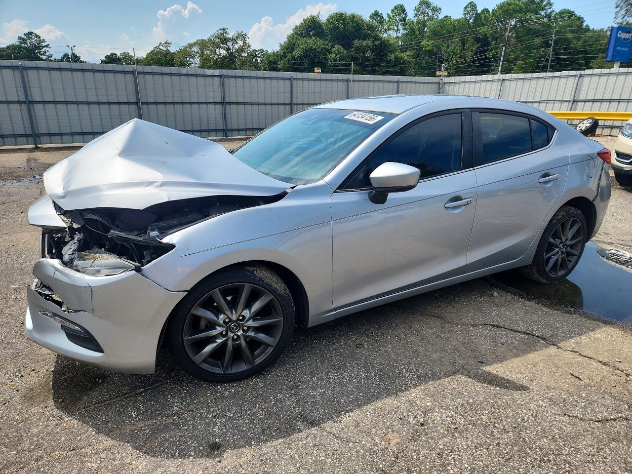 3MZBN1V36JM201108 · 2018 MAZDA 3