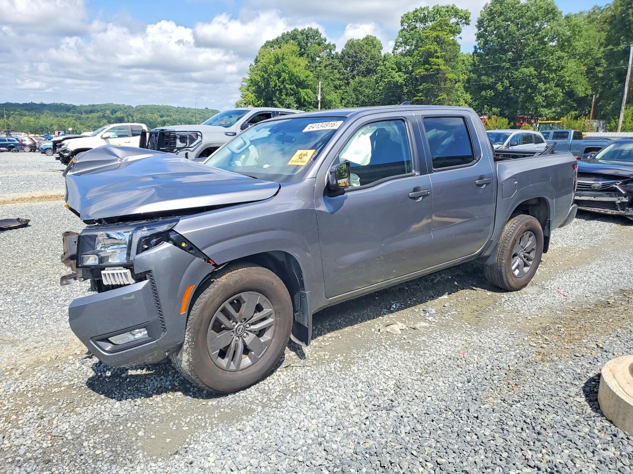 2025 NISSAN FRONTIER