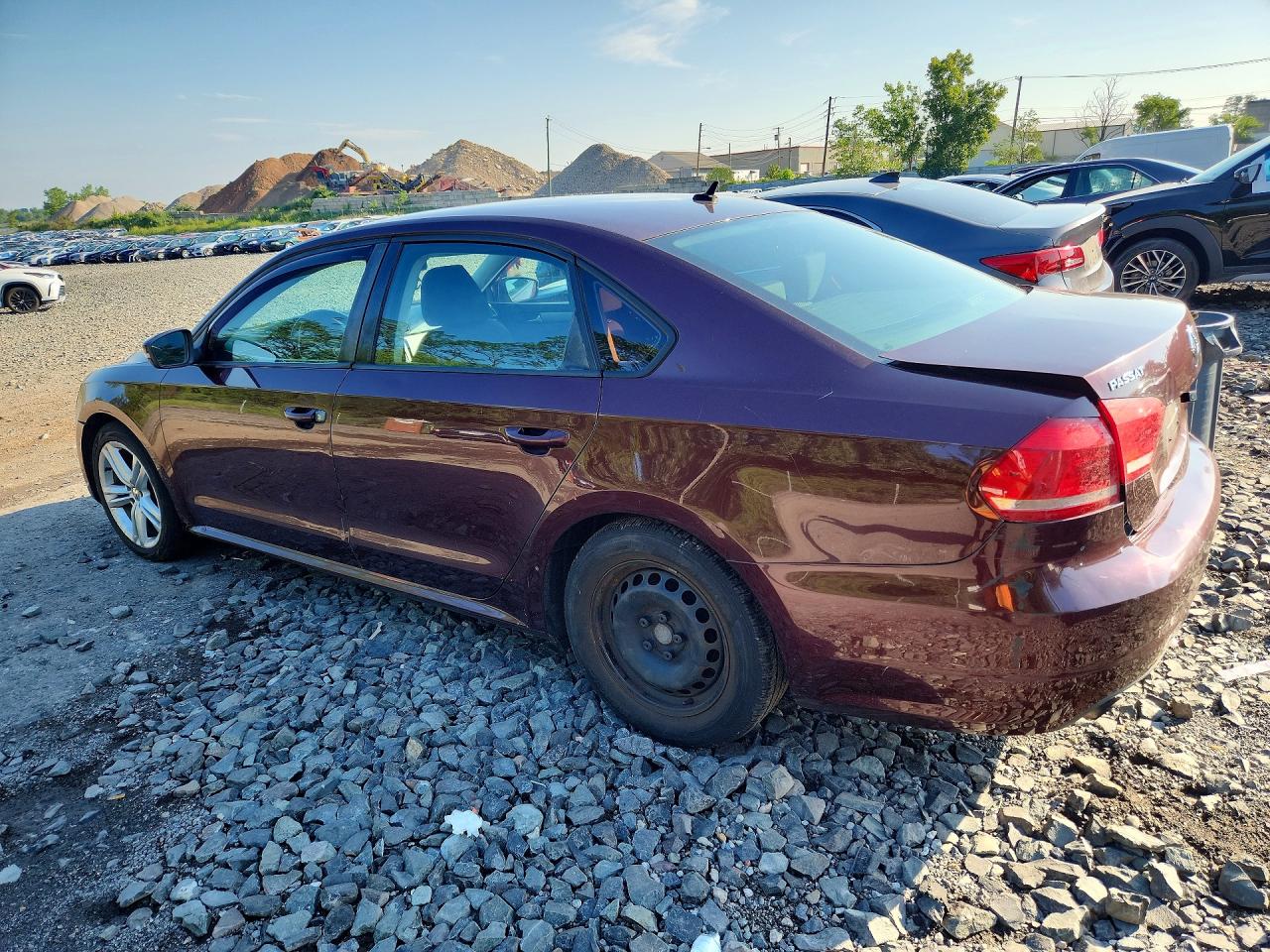 1VWAP7A38DC043133 · 2013 VOLKSWAGEN PASSAT · 2/12
