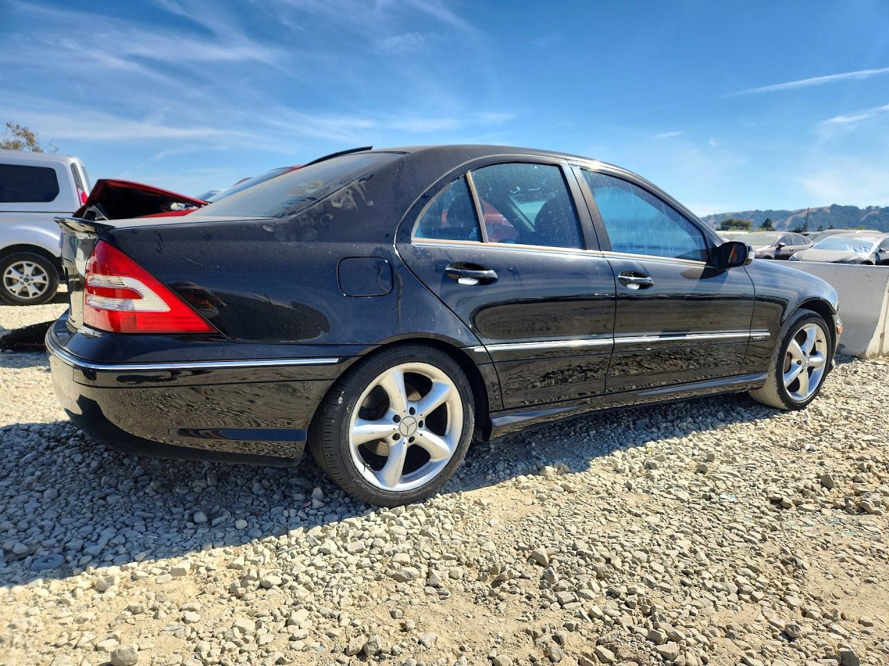 WDBRF52H37F902573 · 2007 MERCEDES-BENZ C · 3/12