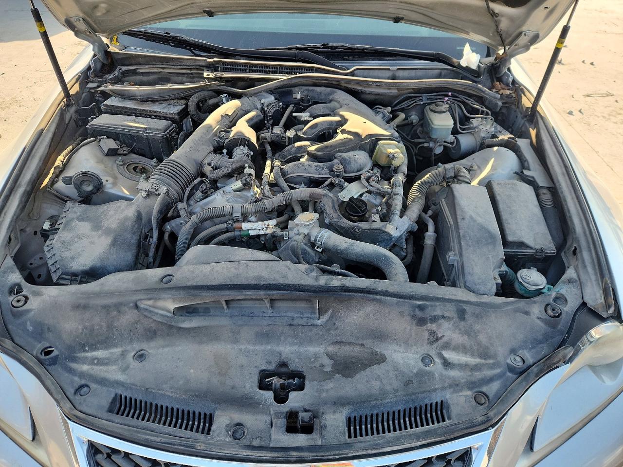 JTHBF1D2XF5051167 · 2015 LEXUS IS · 11/12