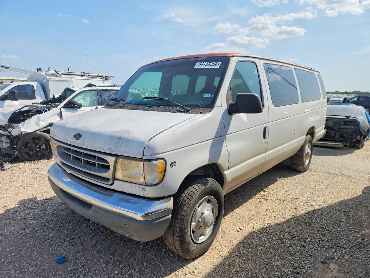 1FBSS31SXXHA91007 · 1999 FORD ECONOLINE