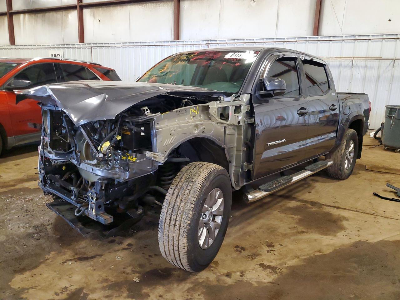 5TFCZ5AN2KX168226 · 2019 TOYOTA TACOMA
