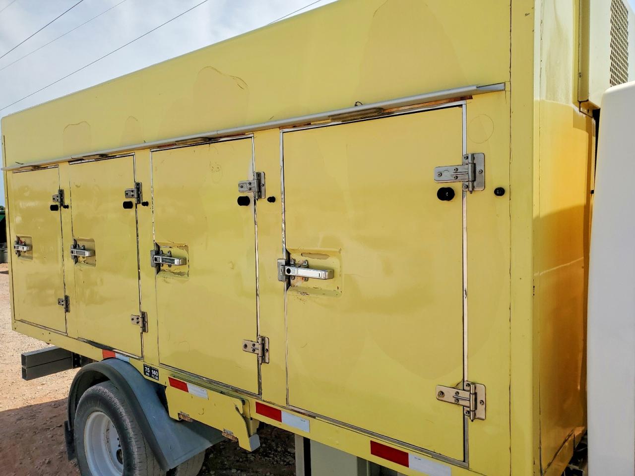 1FDXE4FS8KDC19330 · 2019 FORD ECONOLINE · 11/13