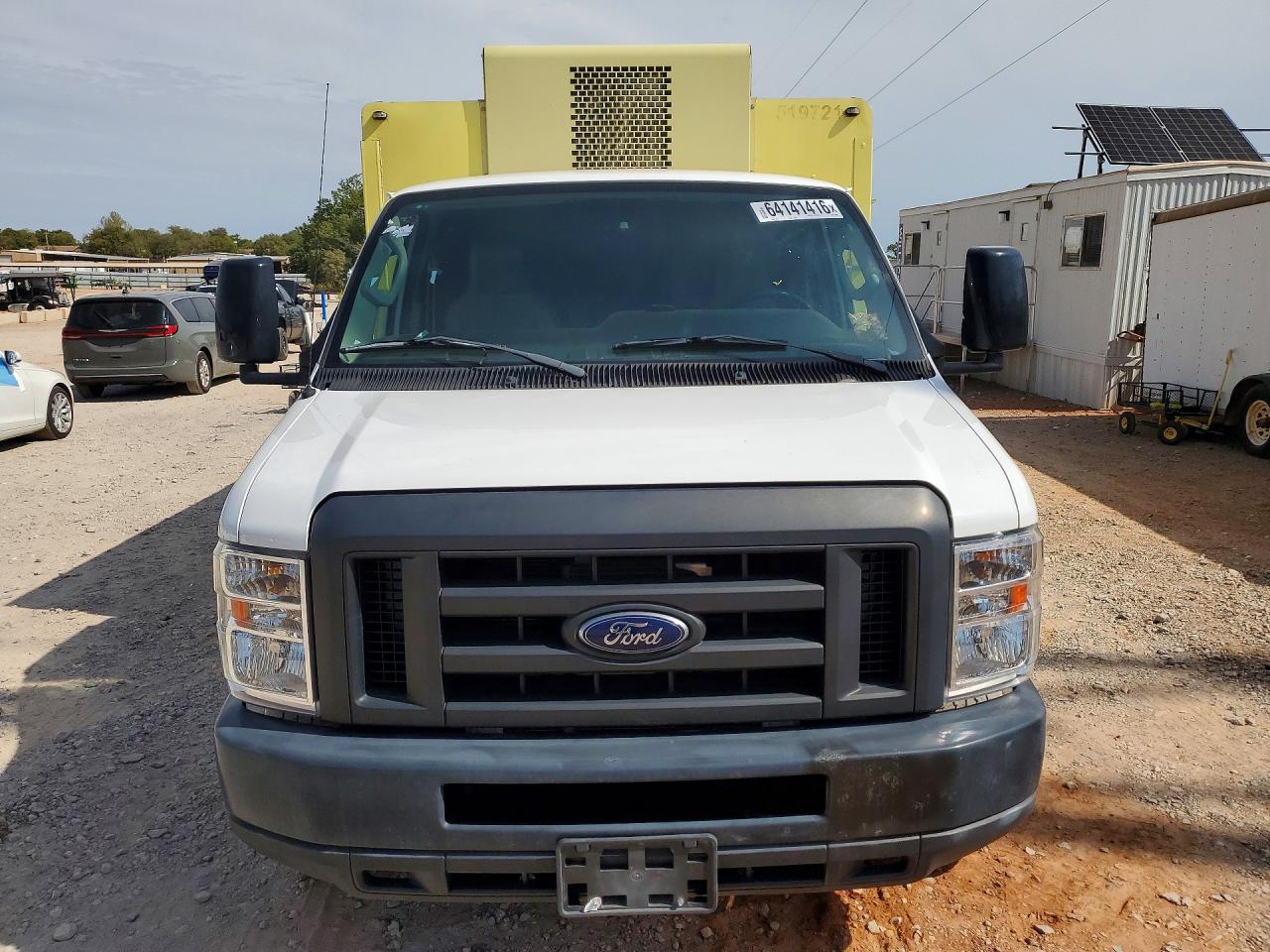 1FDXE4FS8KDC19330 · 2019 FORD ECONOLINE · 5/13
