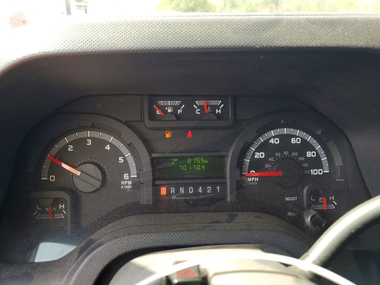 1FDXE4FS8KDC19330 · 2019 FORD ECONOLINE · 9/13
