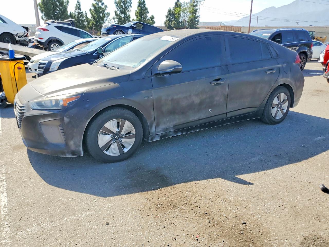 KMHC65LC3KU168530 · 2019 HYUNDAI IONIQ