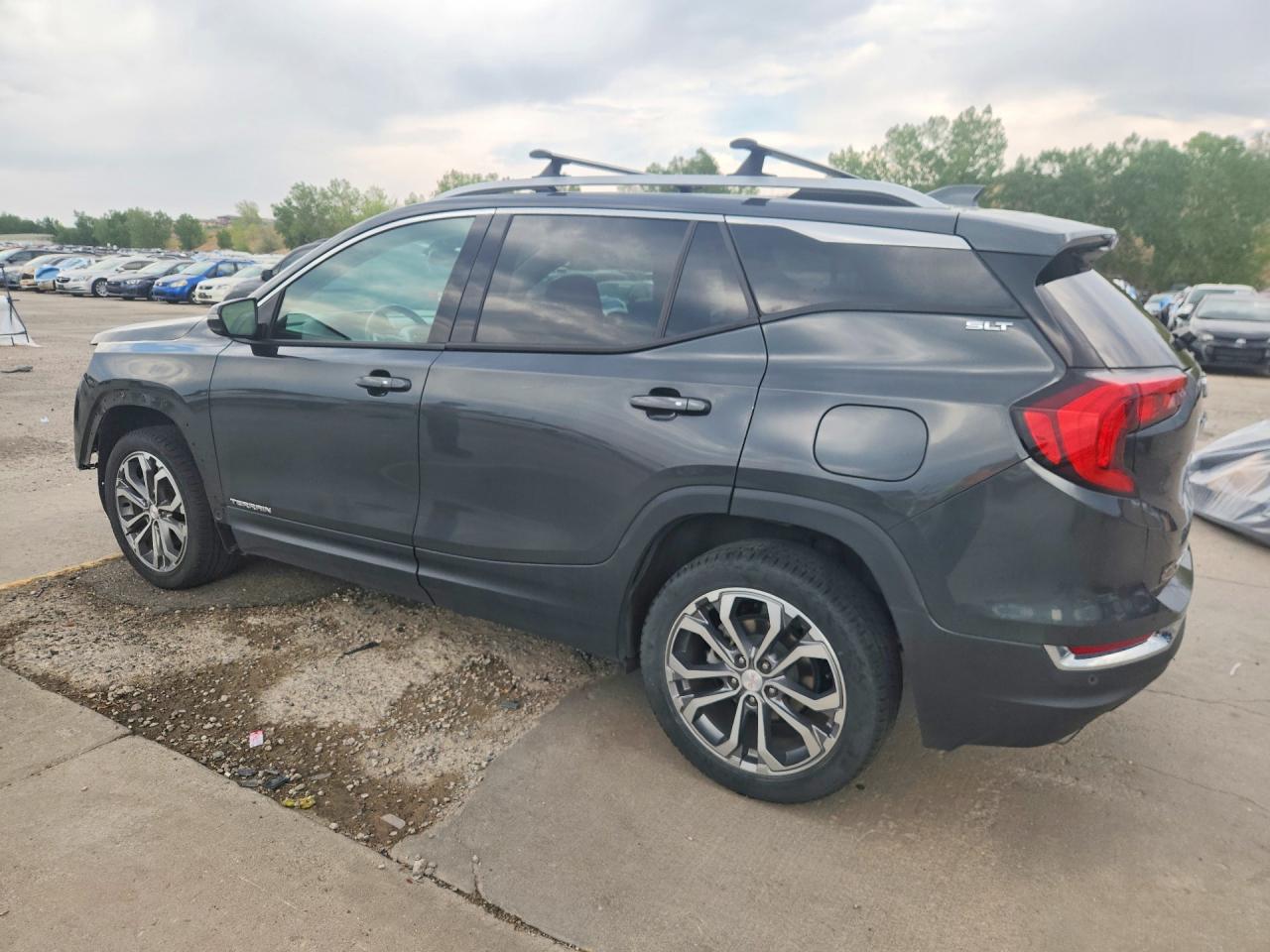3GKALVEX3JL141197 · 2018 GMC TERRAIN · 2/14