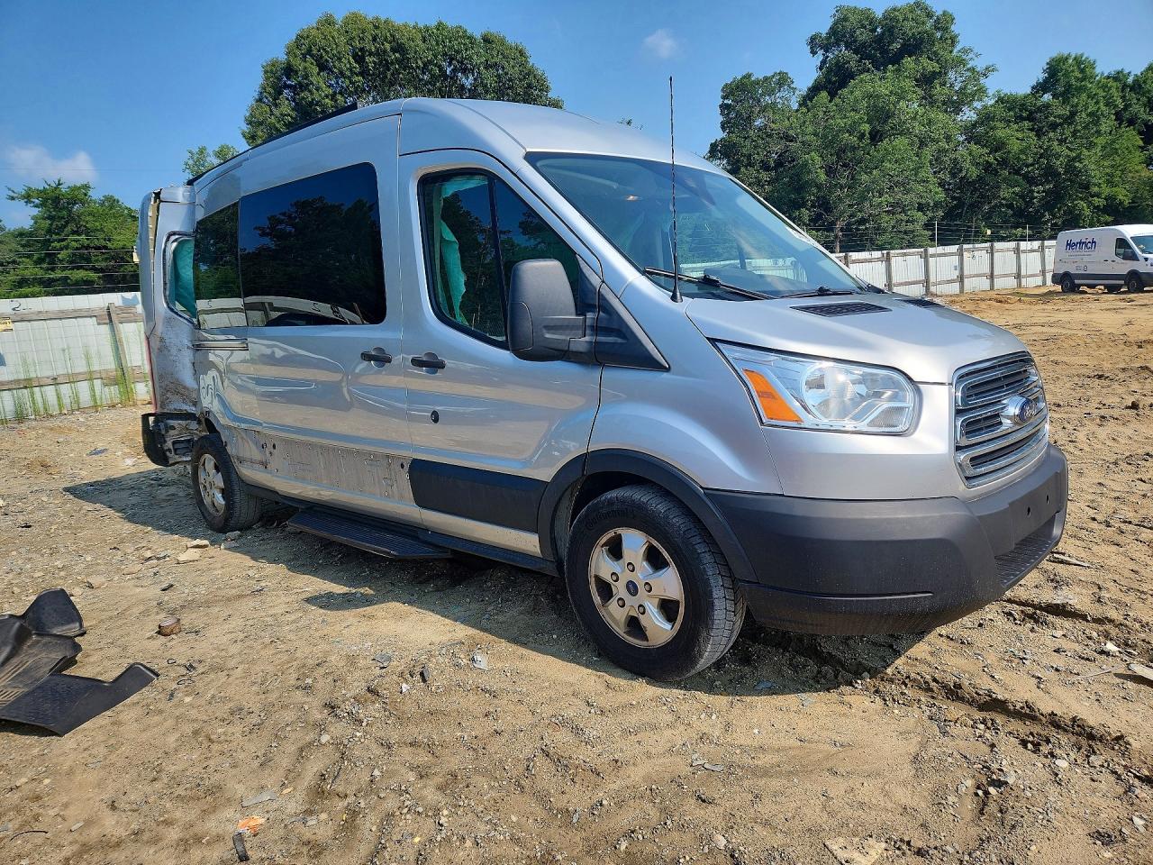 1FBAX2CG4KKA23748 · 2019 FORD TRANSIT · 4/13