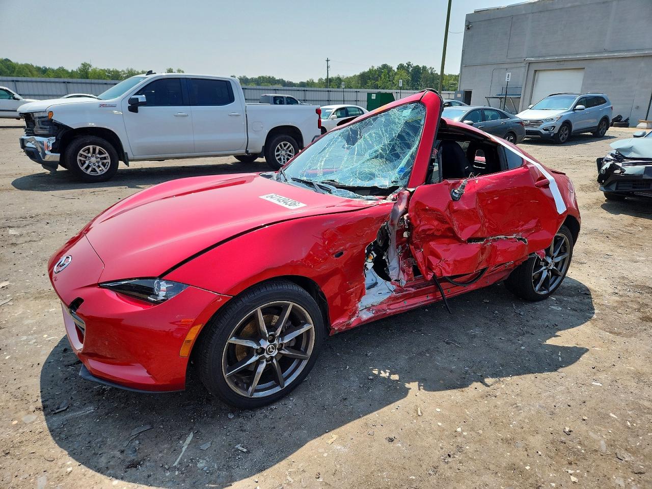 JM1NDAM70H0106757 · 2017 MAZDA MX-5 MIATA