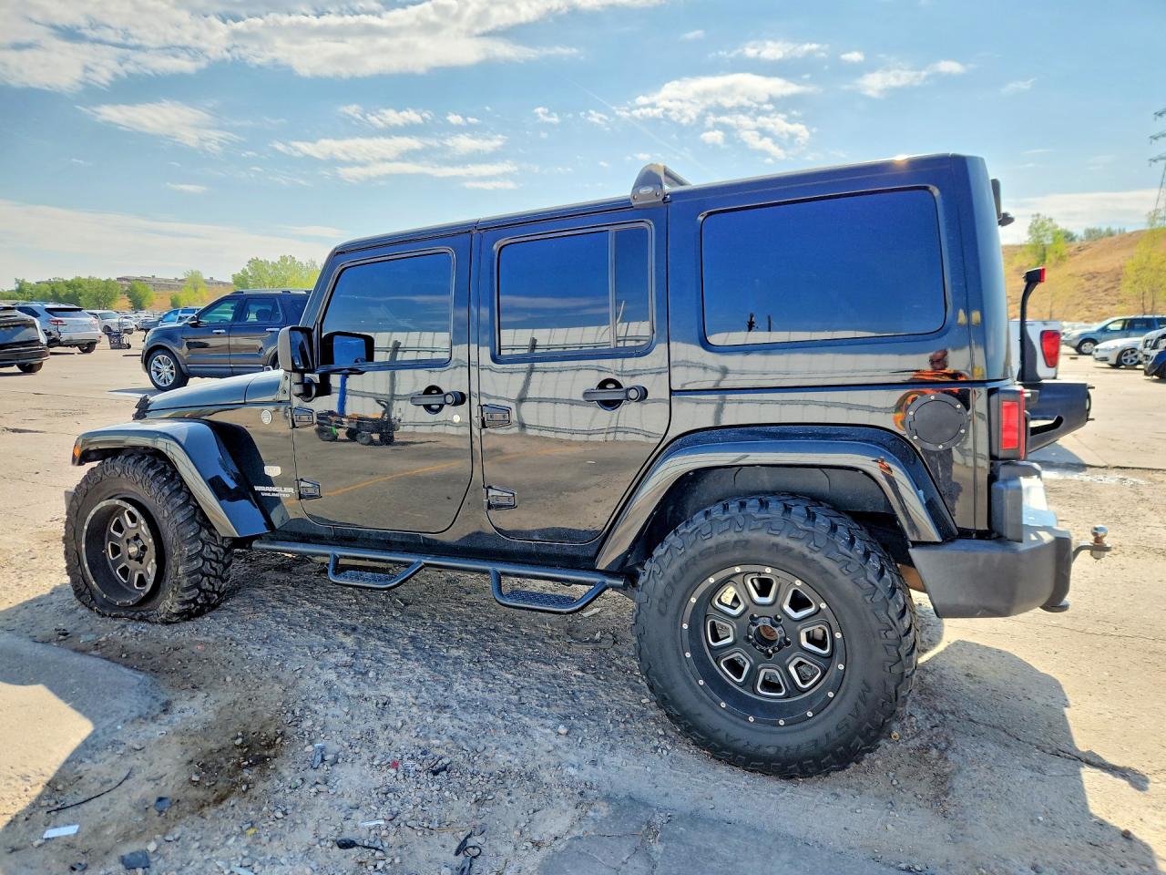 1J4HA7H17BL611984 · 2011 JEEP WRANGLER UNLIMITED · 2/13