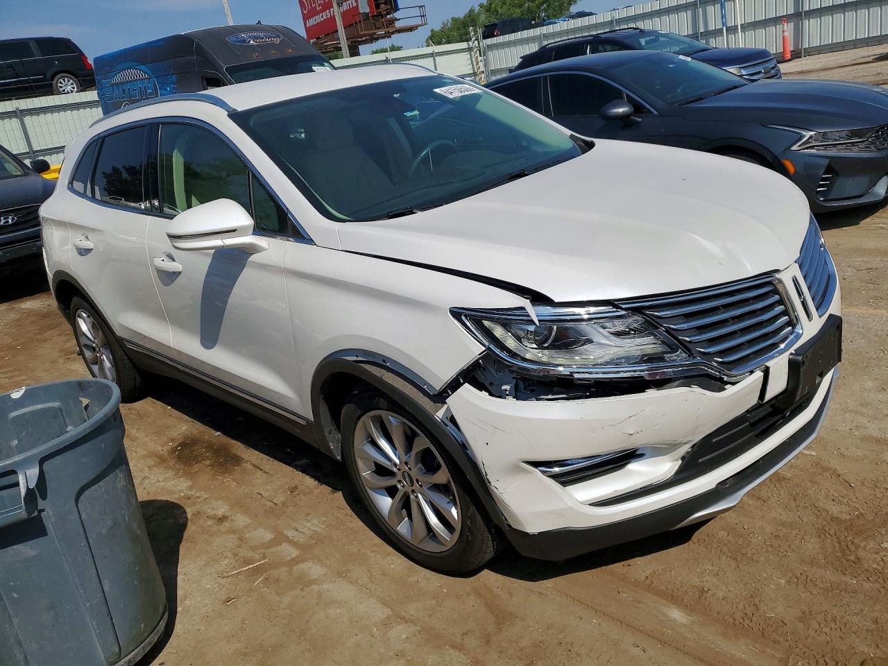 5LMCJ2D99HUL40730 · 2017 LINCOLN MKC · 4/13