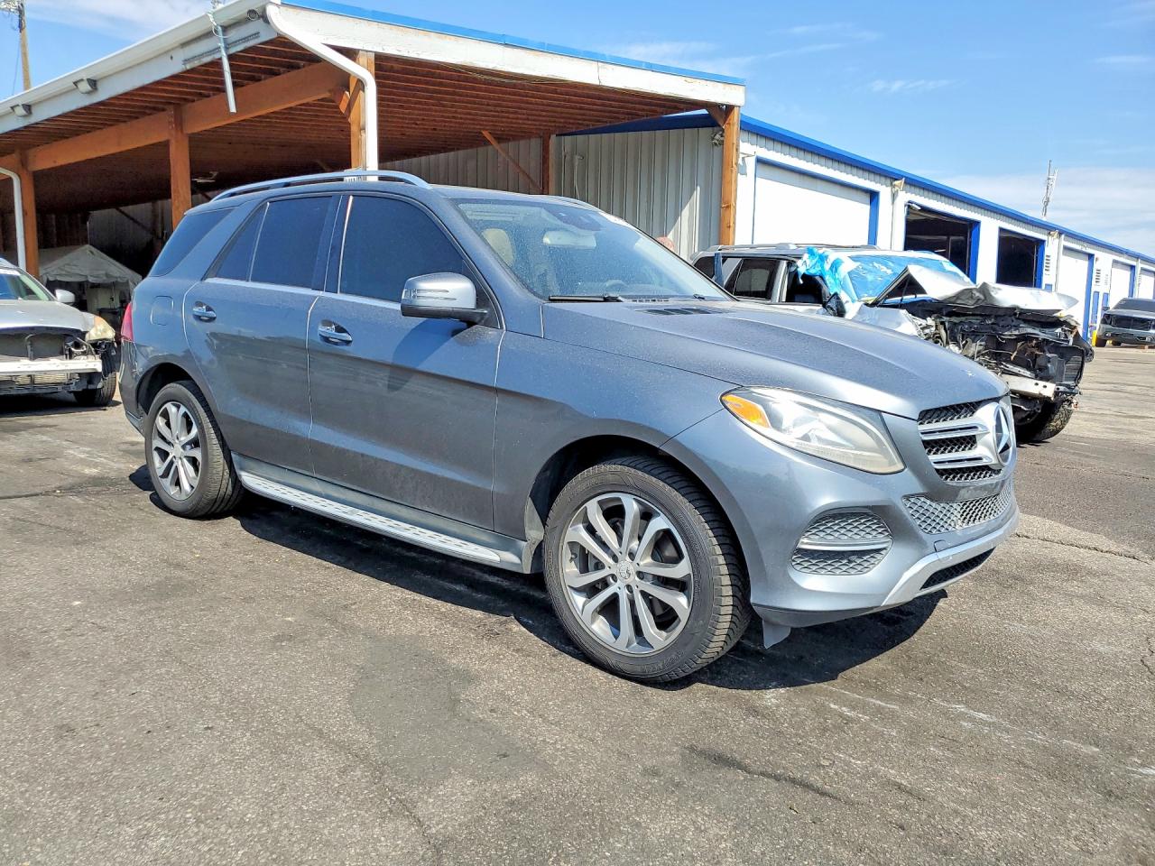 4JGDA5JB8HA827810 · 2017 MERCEDES-BENZ GLE · 4/12