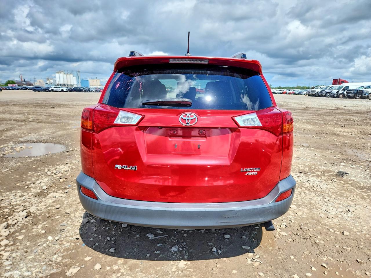 JTMDFREV0FD147123 · 2015 TOYOTA RAV4 · 6/14