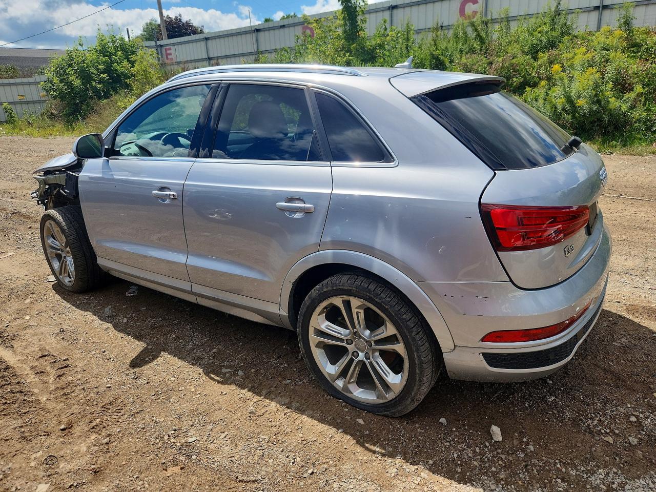 WA1JCCFS2JR030291 · 2018 AUDI Q3 · 2/14