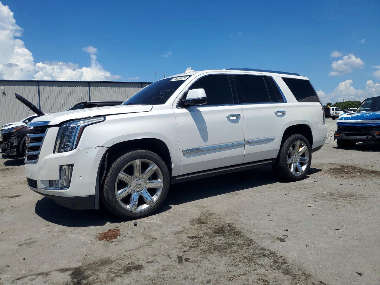 1GYS3CKJ8JR256997 · 2018 CADILLAC ESCALADE
