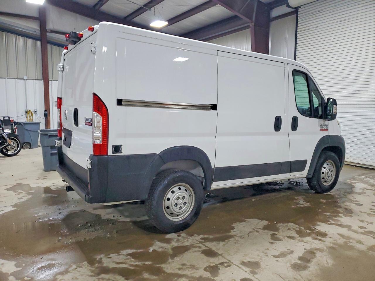 3C6TRVNG7HE534712 · 2017 RAM PROMASTER 1500 · 3/13
