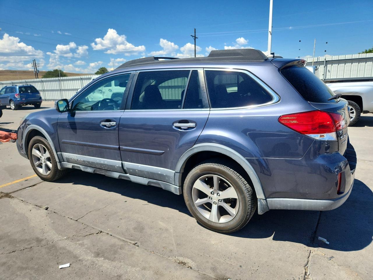 4S4BRBPCXE3228499 · 2014 SUBARU OUTBACK · 2/14