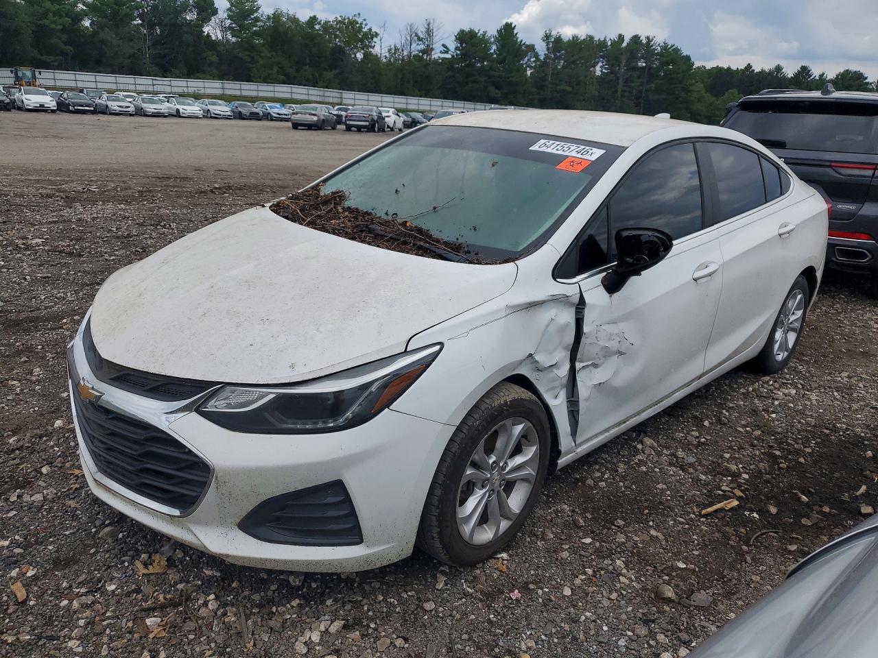 1G1BE5SM2K7121574 · 2019 CHEVROLET CRUZE