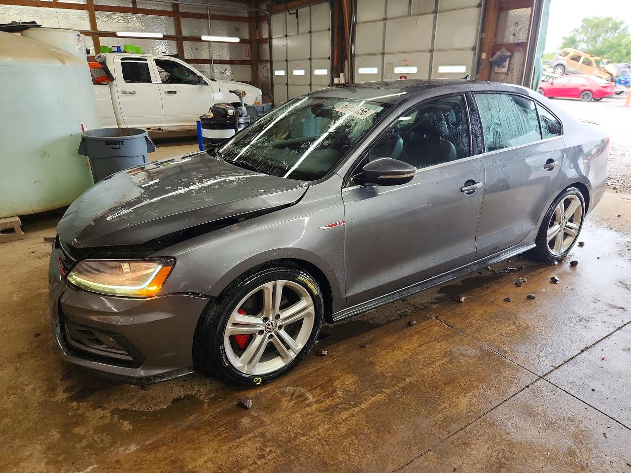3VW4T7AJXHM392922 · 2017 VOLKSWAGEN JETTA
