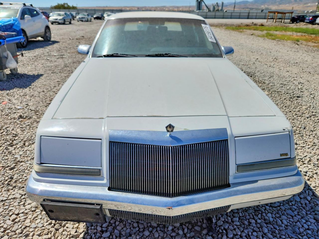 1C3XV56L1ND707465 · 1992 CHRYSLER IMPERIAL · 5/12