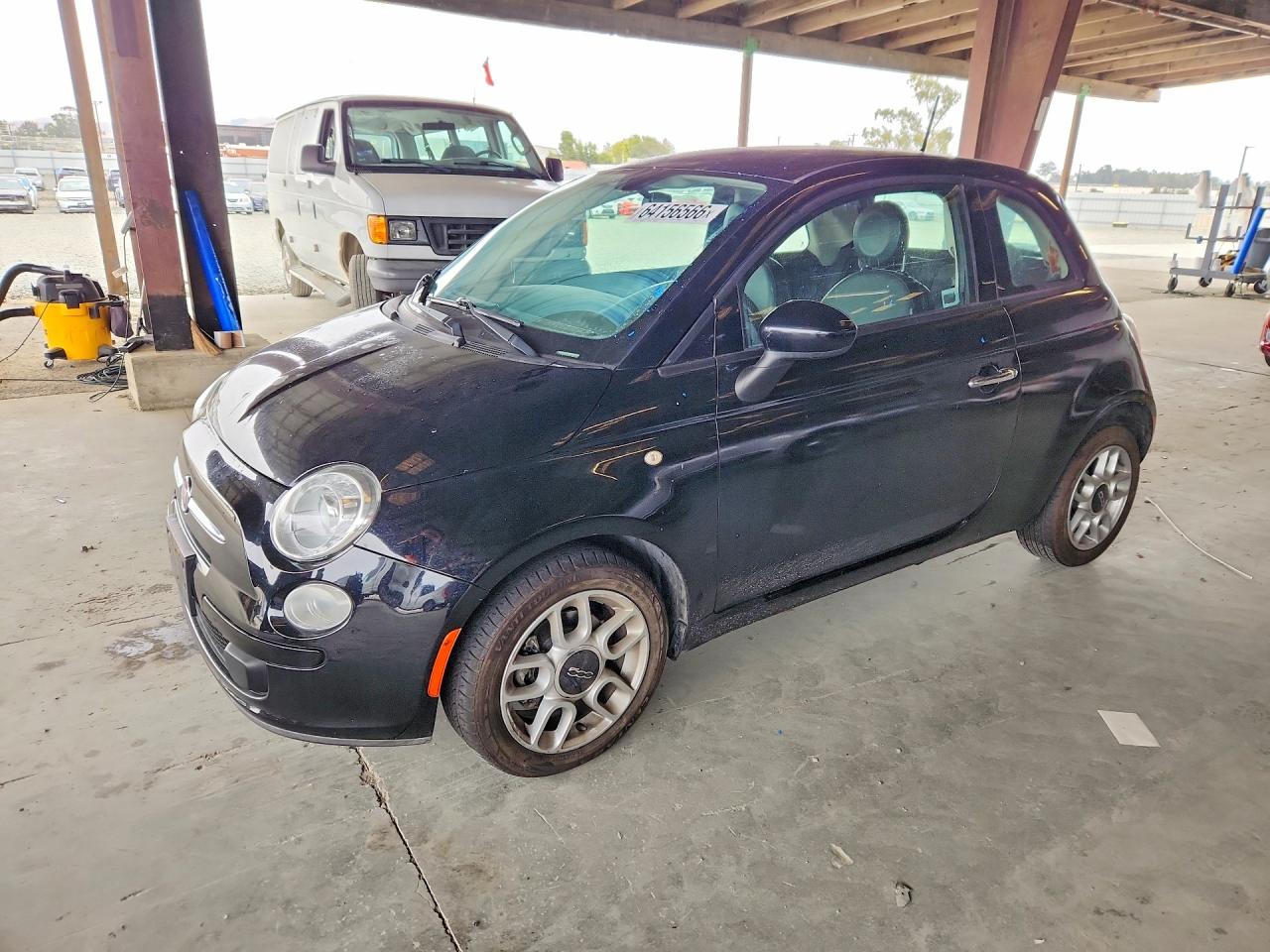 2015 FIAT 500