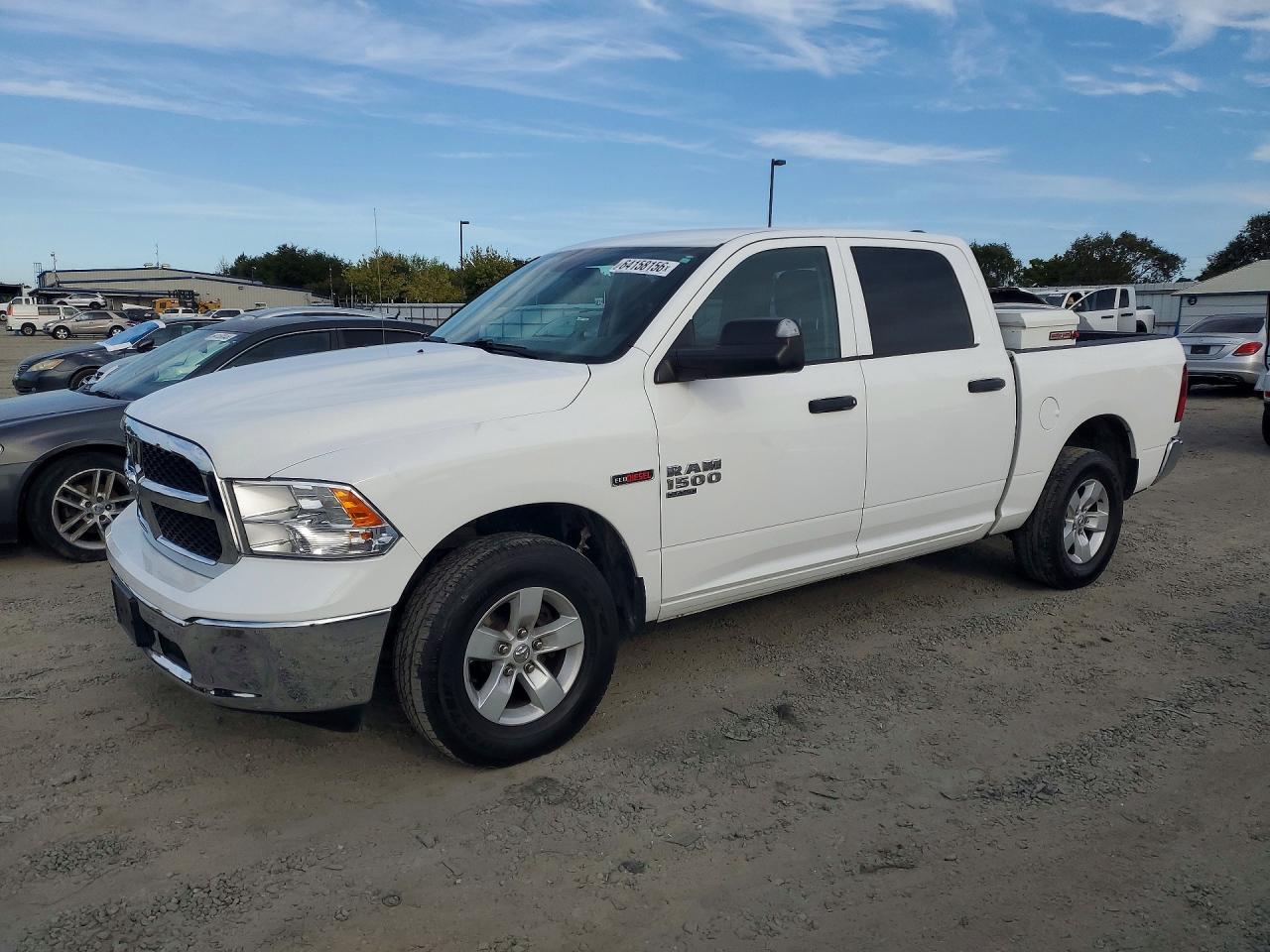 1C6RR7KM1KS750298 · 2019 RAM 1500 CLASSIC