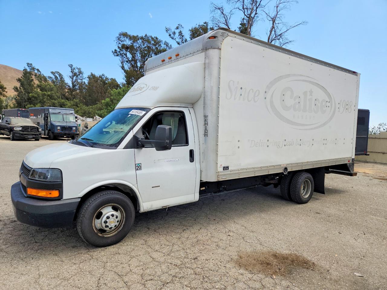 1HA3GTCG7JN002055 · 2018 CHEVROLET EXPRESS G3500