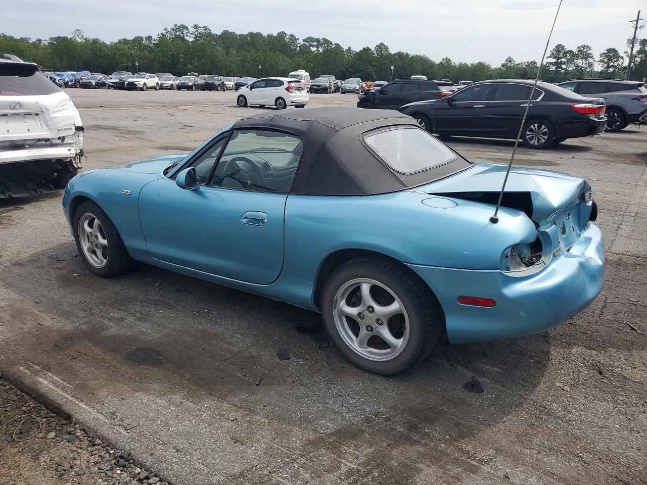 JM1NB353420230258 · 2002 MAZDA MX-5 MIATA · 2/12