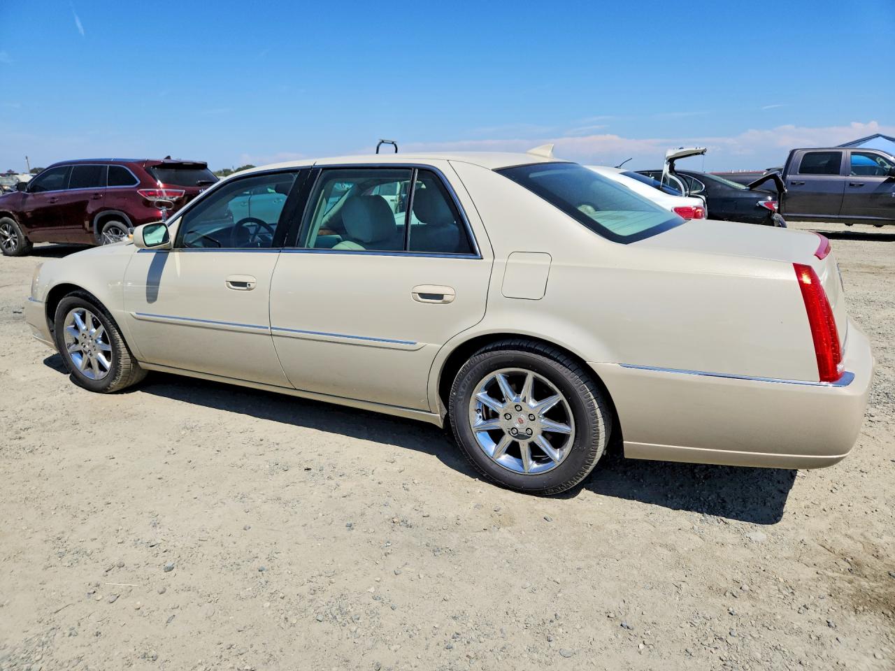 1G6KR5EY0AU133302 · 2010 CADILLAC DTS · 2/12