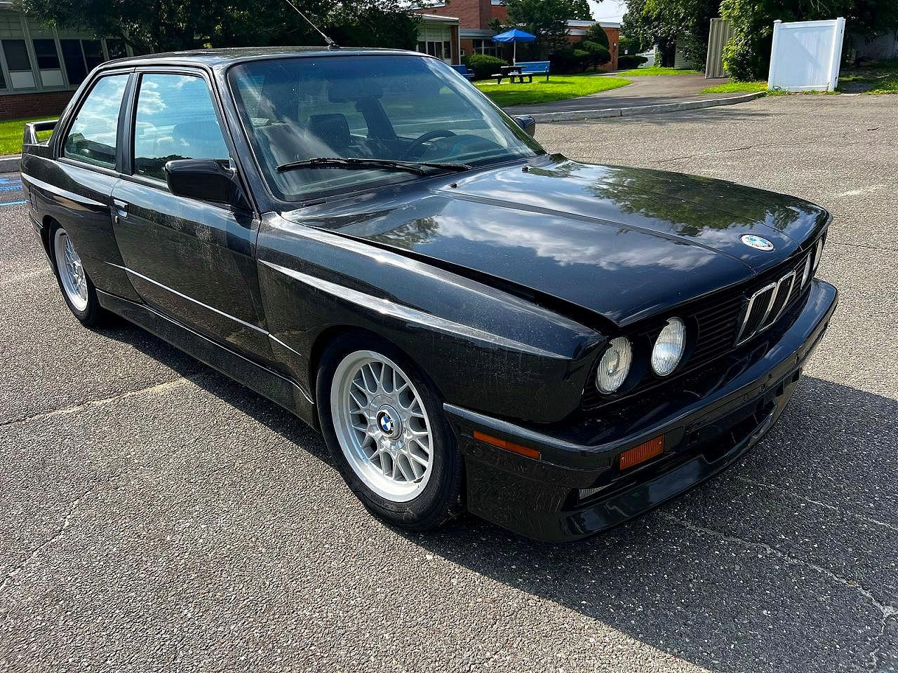 WBSAK0308J2196598 · 1988 BMW M3