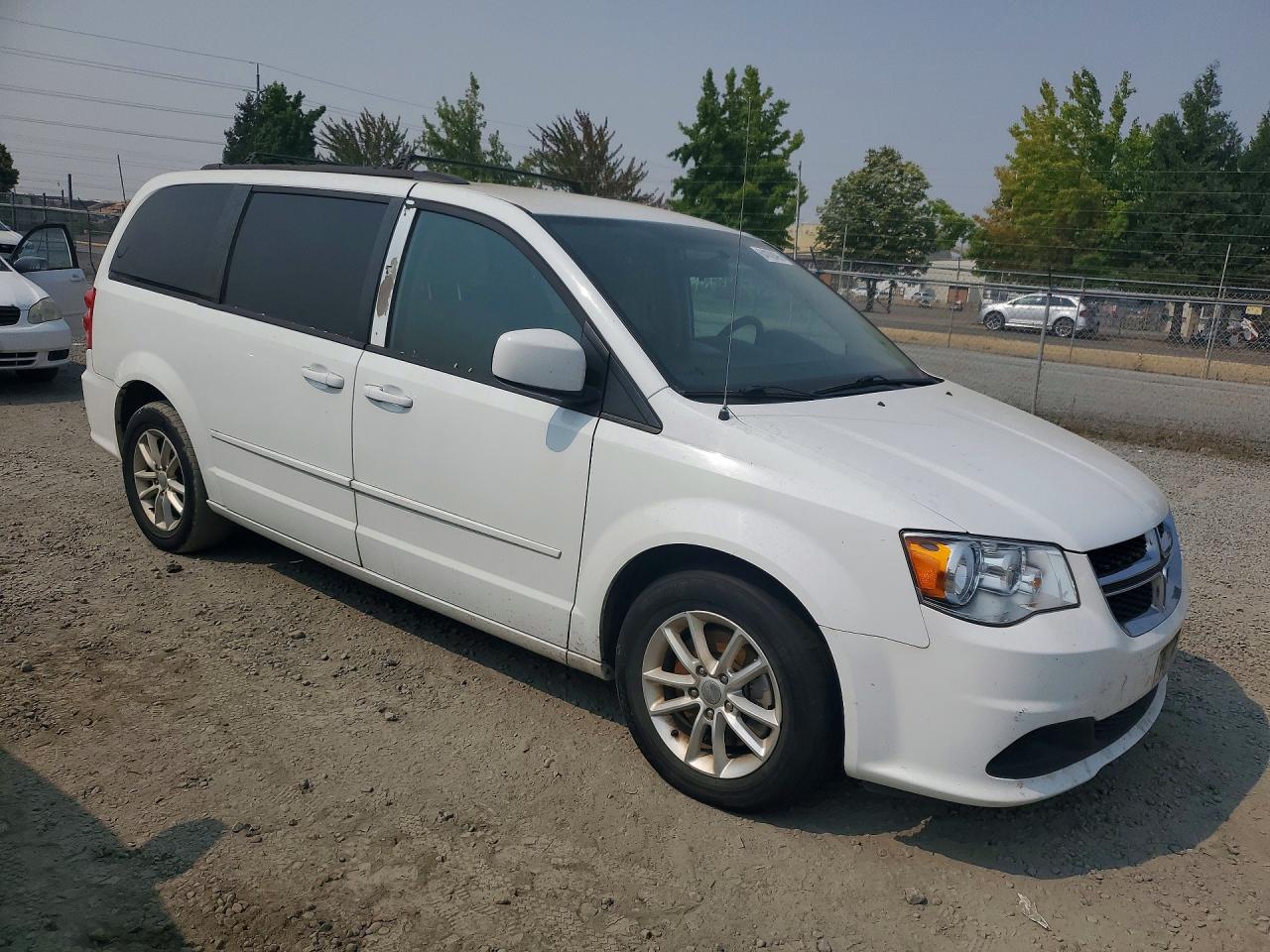 2C4RDGCGXGR318091 · 2015 DODGE CARAVAN · 4/13