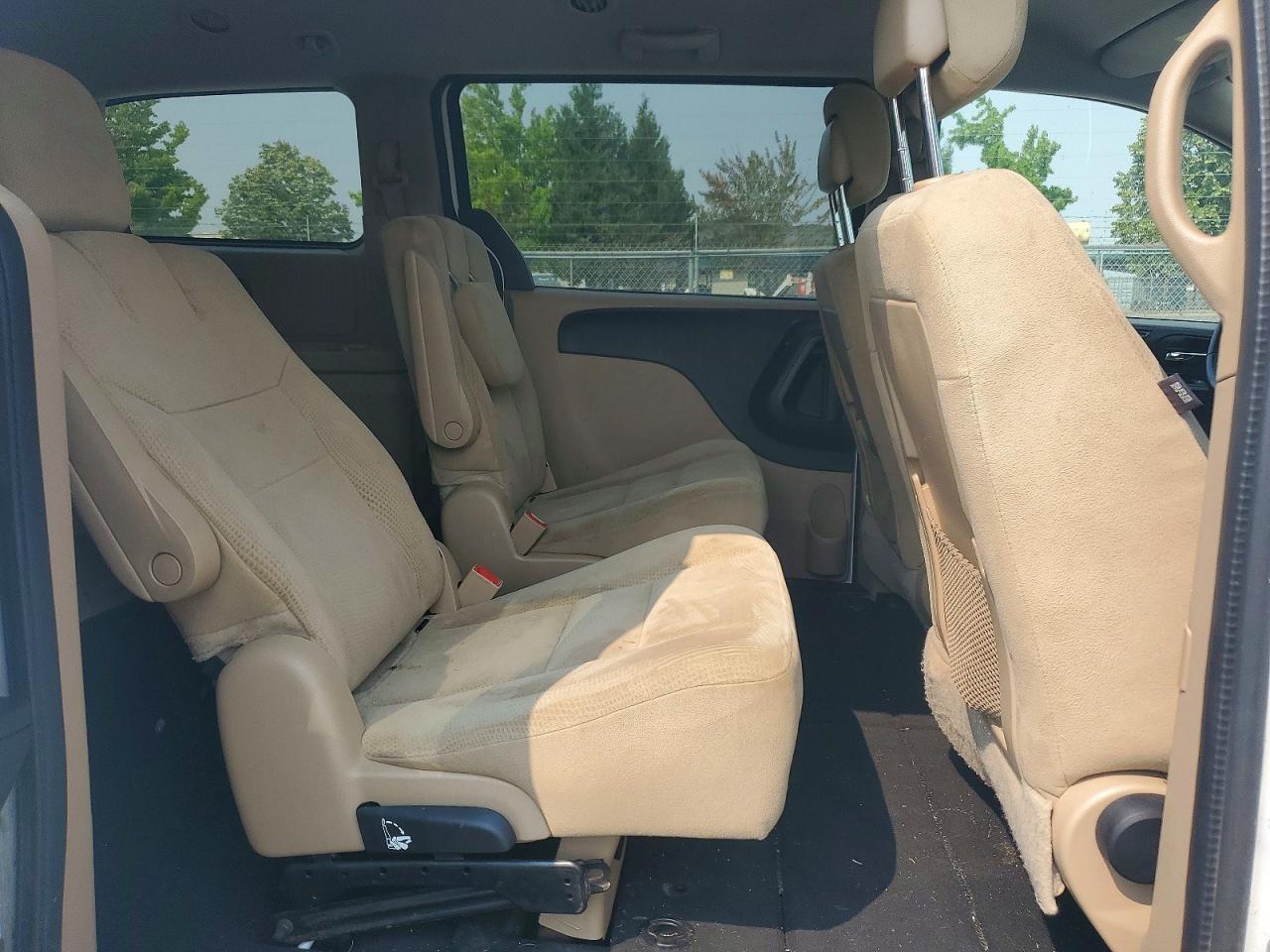 2C4RDGCGXGR318091 · 2015 DODGE CARAVAN · 11/13