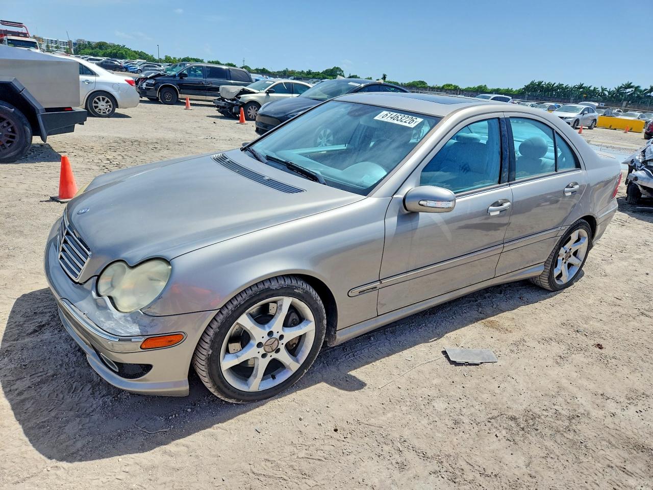 WDBRF52H77F932482 · 2007 MERCEDES-BENZ C