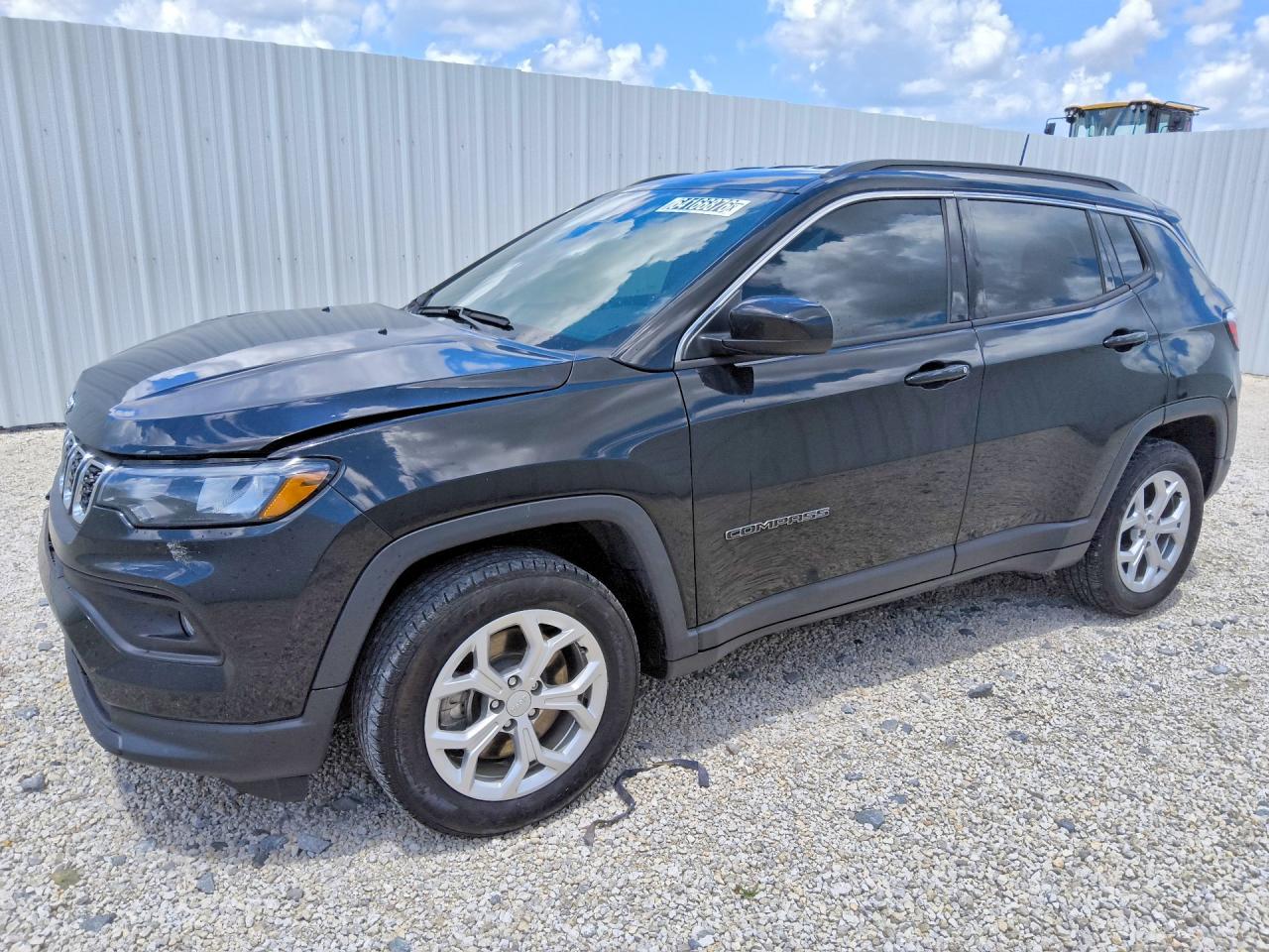 3C4NJDBN2RT163770 · 2024 JEEP COMPASS