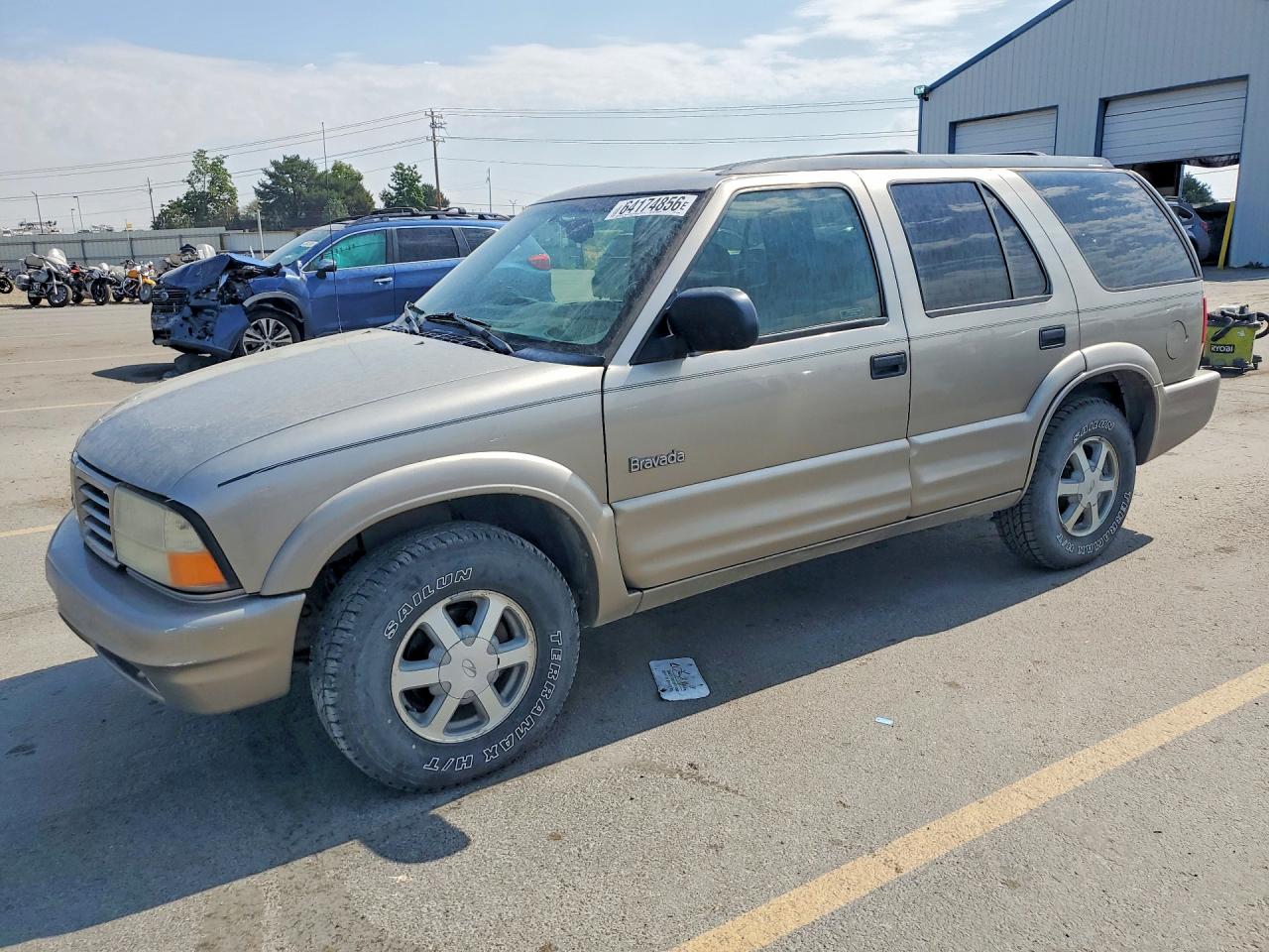 1GHDT13W5Y2233557 · 2000 OLDSMOBILE BRAVADA