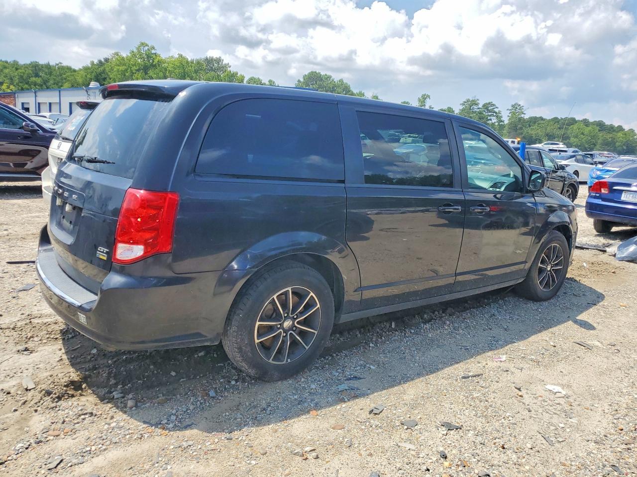 2C4RDGEG4KR535982 · 2019 DODGE GRAND CARAVAN · 3/13