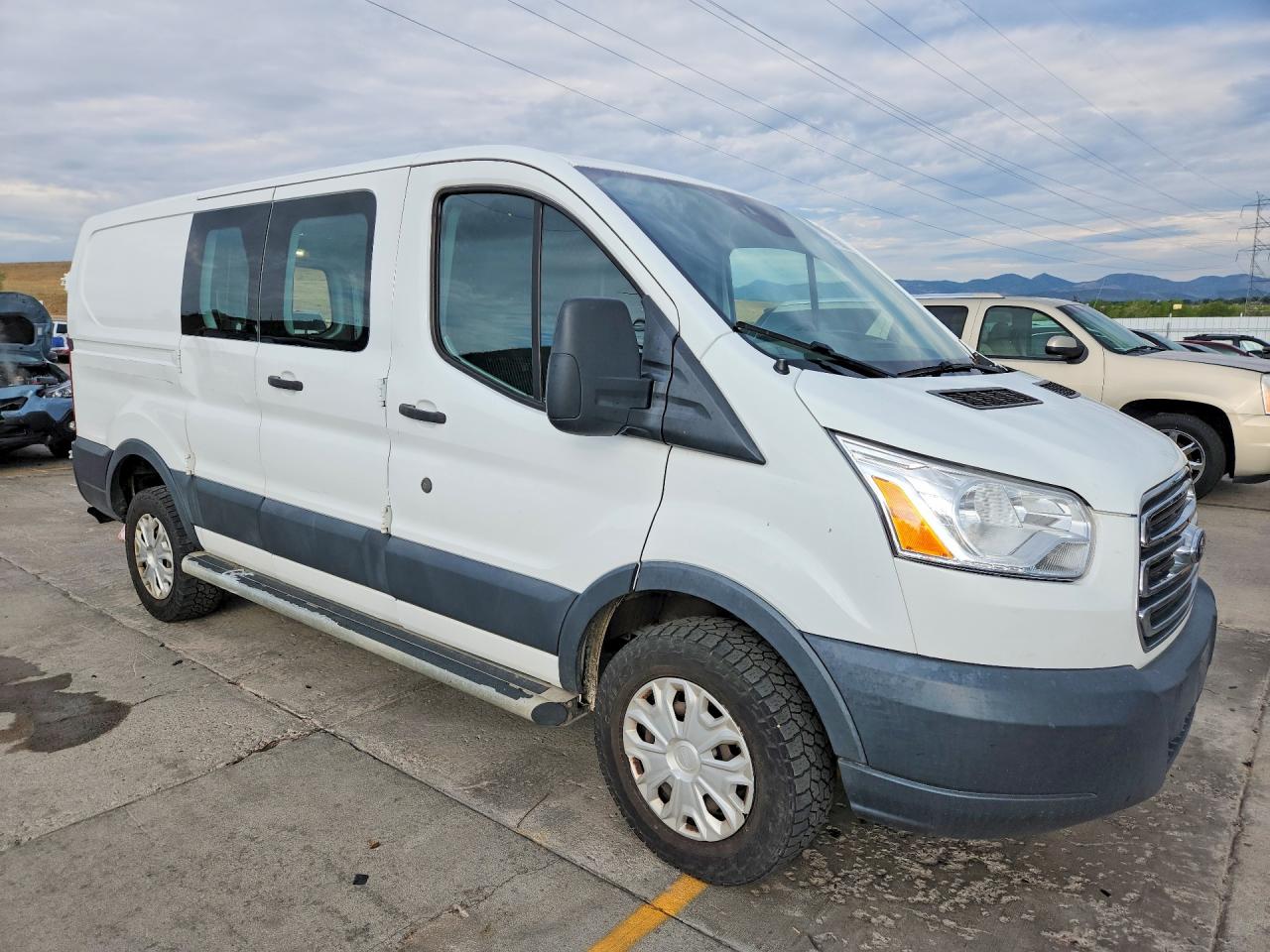 1FTYR1ZM9HKB10291 · 2017 FORD TRANSIT · 4/13